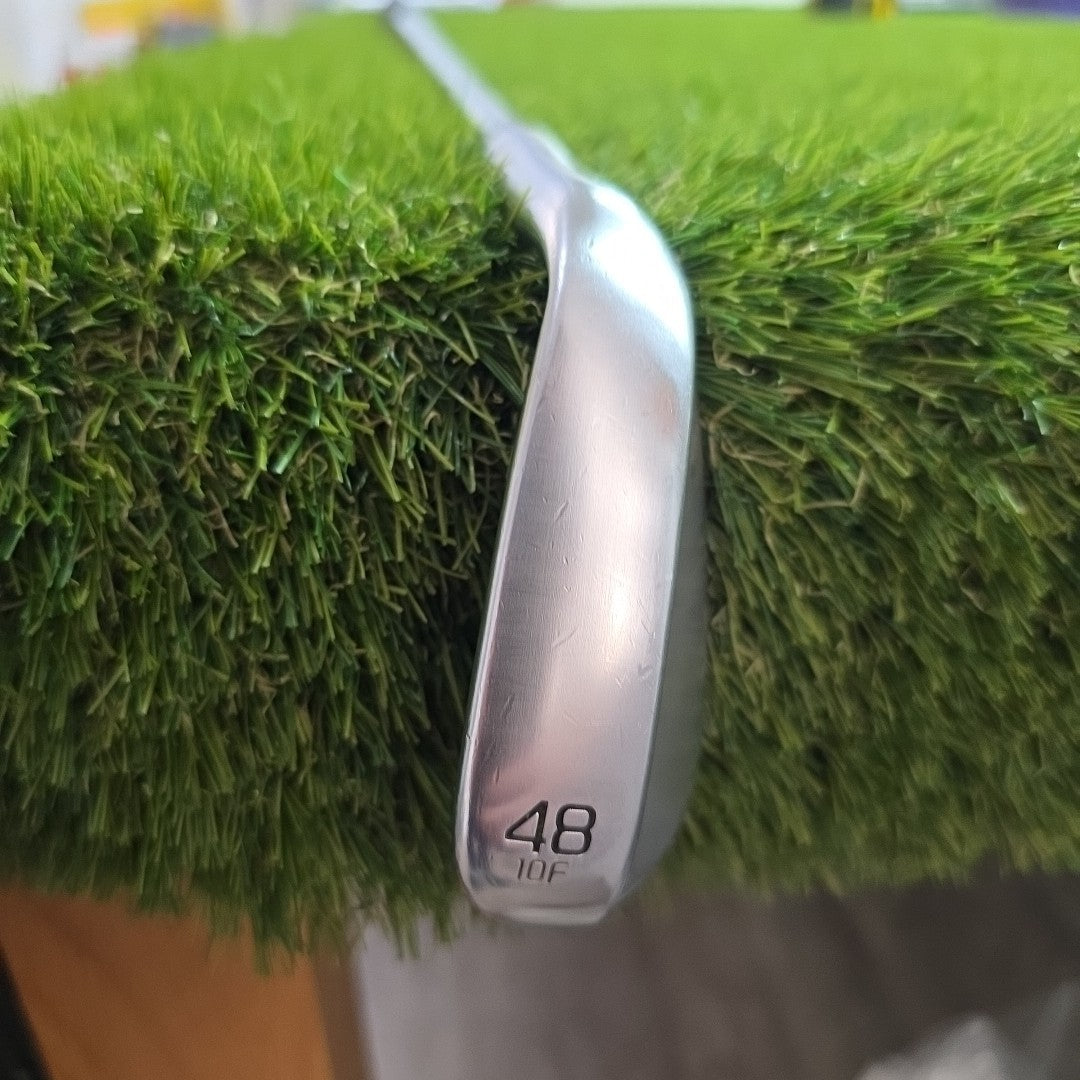 Titleist Sm10 48 Degree Project X LS 120g 6.0 Stiff Shaft Midsize Grip