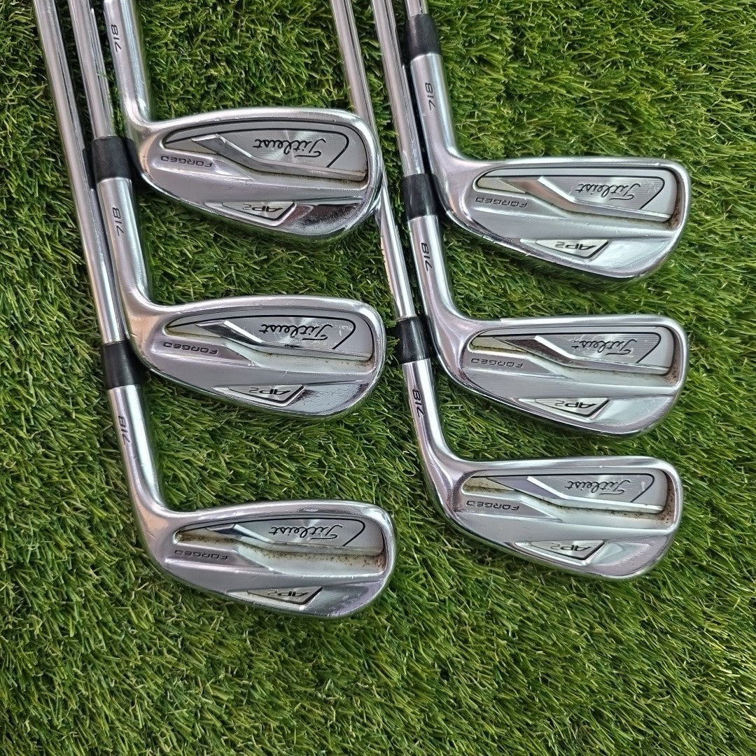 Titleist 718 AP2 Iron Set 5-PW AMT Red Regular Flex Shafts