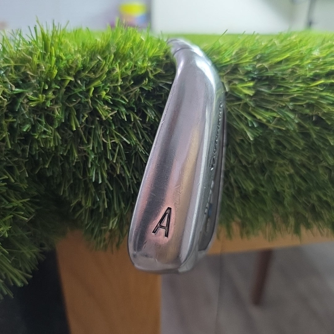 Taylormade Sim 2 Max Gap Wedge "A" Dynamic Gold X100 Extra Stiff Shaft