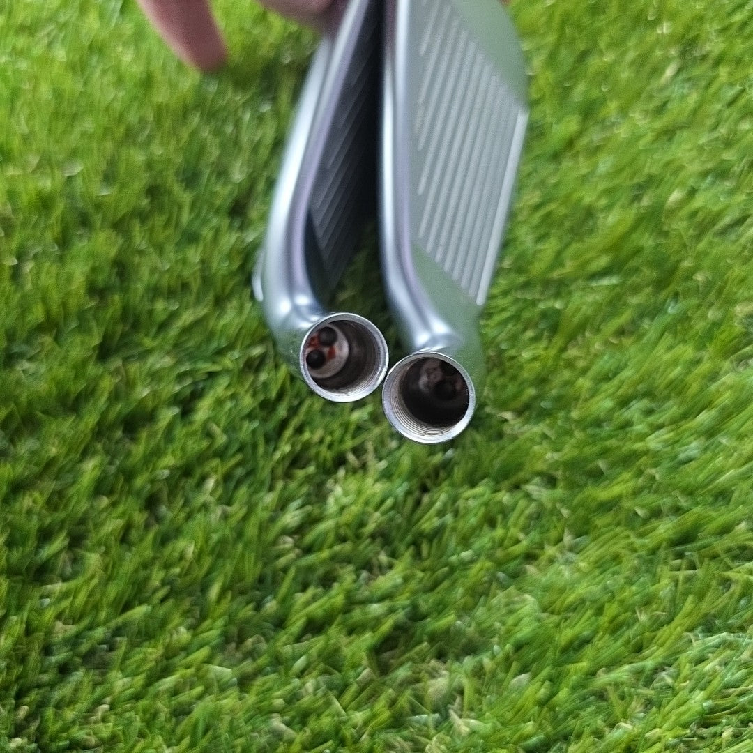 2 X Ping G425 Ex Demo 7 Iron Heads Left Handed