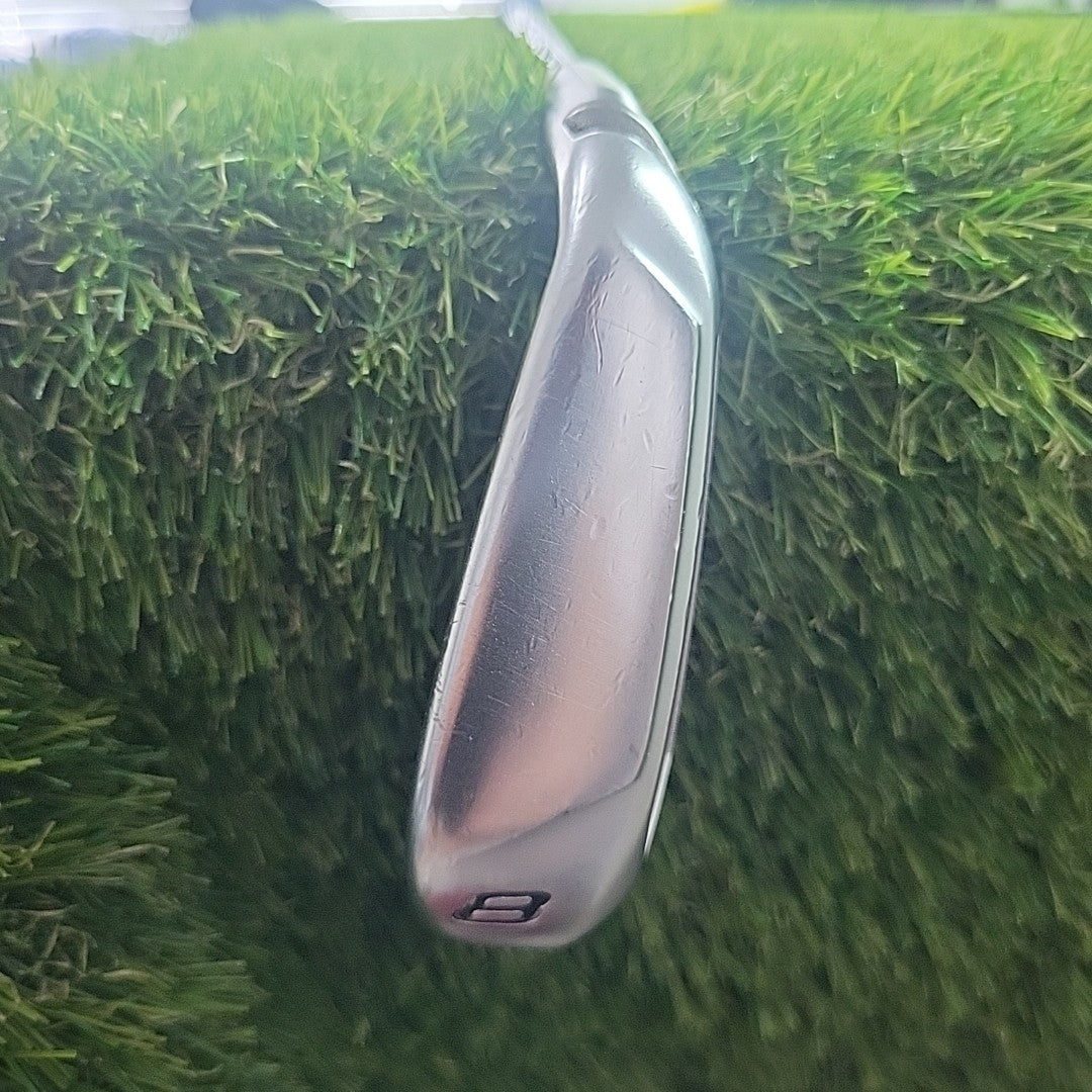 Taylormade Speedblade 8 Iron Project X 5.5 Regular Flex Shaft