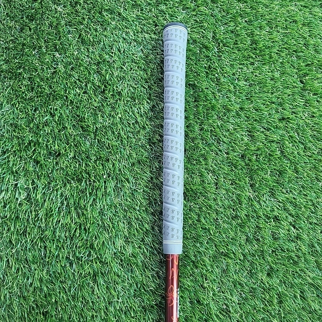 Titleist 915F 3 Wood 16.5 Degree Diamana Regular Flex Shaft