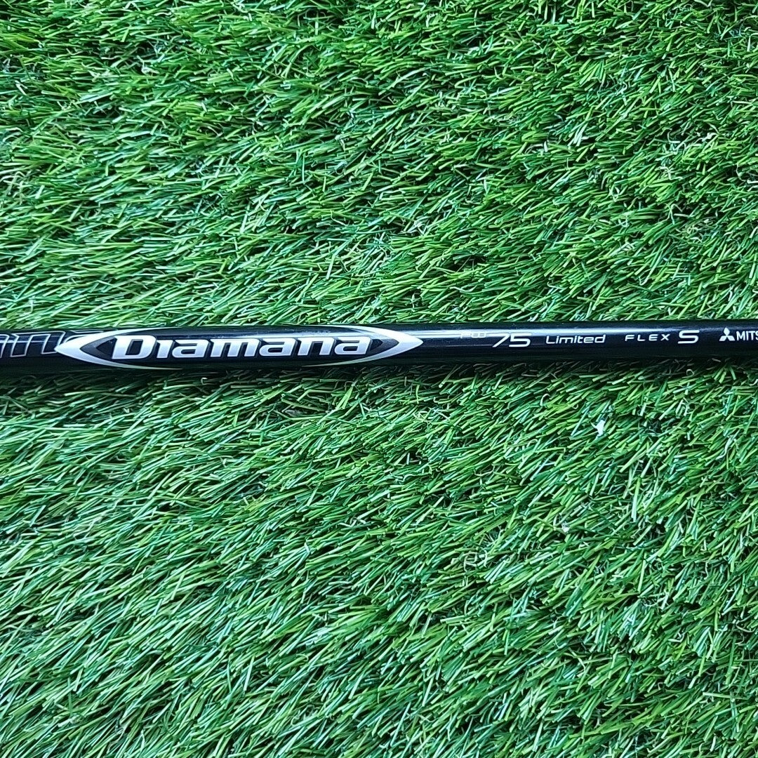 Taylormade Sim Titanium 3 Wood 15 Degree Diamana 75 Stiff Shaft Midsize Grip