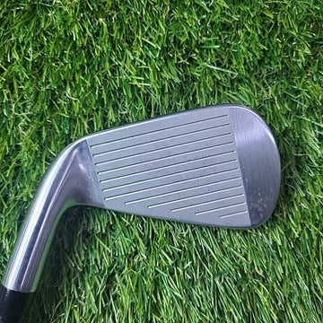 Titleist U500 4 Iron Tour AD DI-105 Stiff Flex Shaft