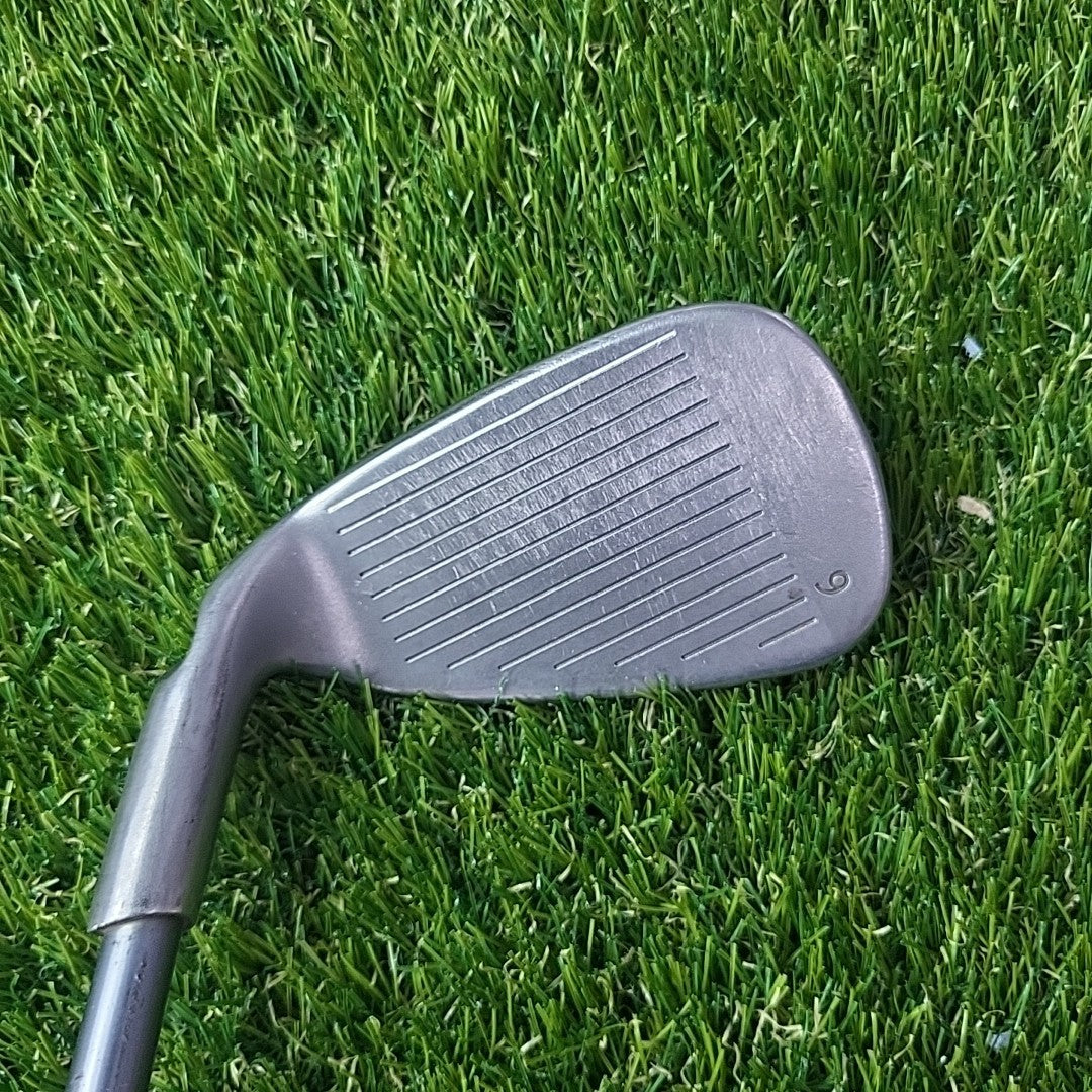 Ping G30 9 Iron Red Dot Soft Regular Graphite Shaft