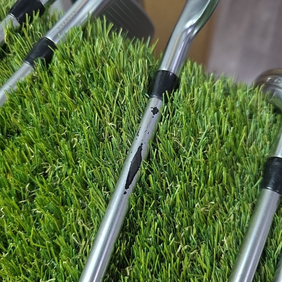 Titleist T400 Iron Set 6-PW Fubuki 55 Regular Flex Graphite Shafts
