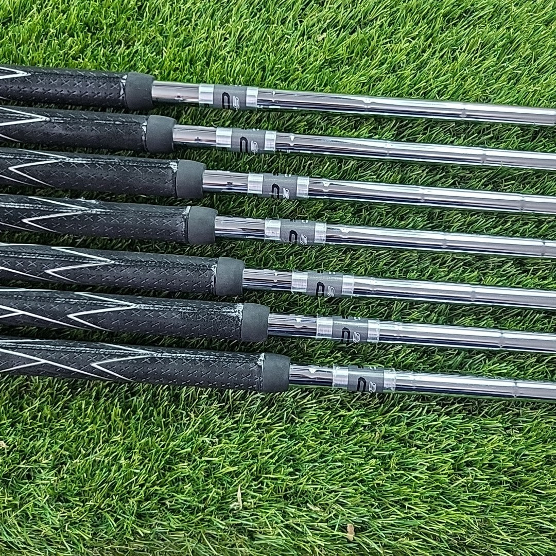 Cobra Amp Cell S Iron Set 4-PW Regular Flex Shafts