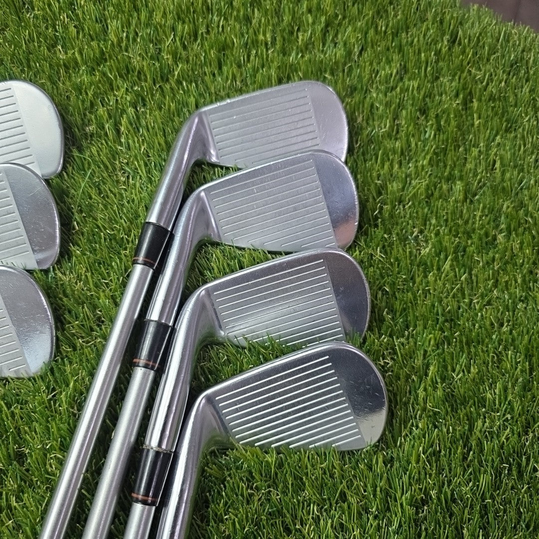 Titleist 716 MB Forged Iron Set 4-PW KBS C-Taper Stiff Flex Shafts