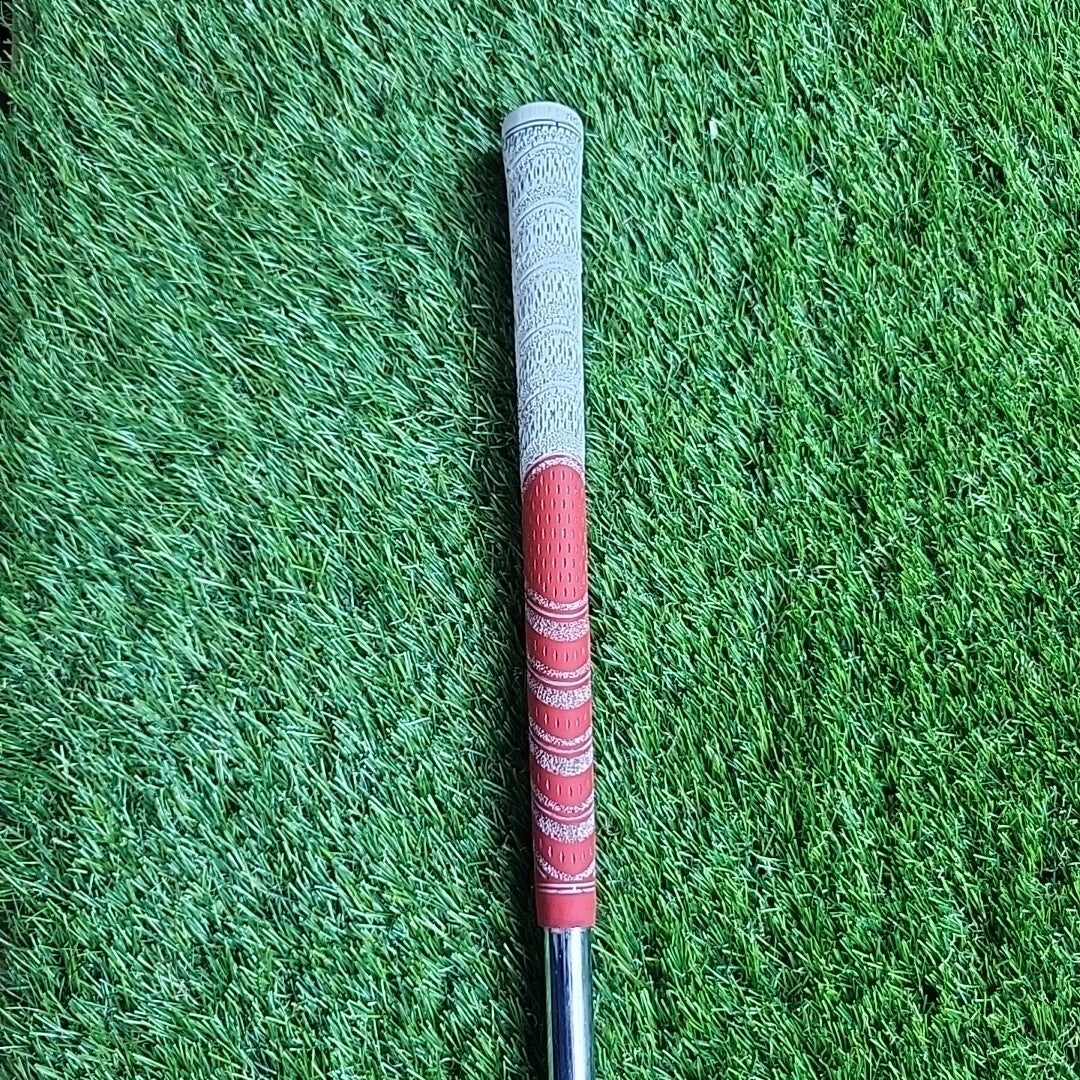 Titleist 718 MB 9 Iron Standard Length Project X 6.0 Stiff Flex Shaft