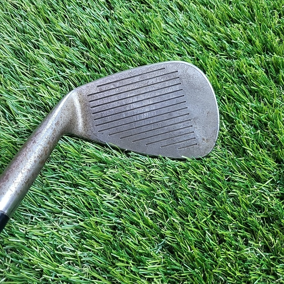 Mizuno T20 45 Degree Wedge 3/4 Inch Longer AMT Tour White Stiff Shaft *NEW GRIP*
