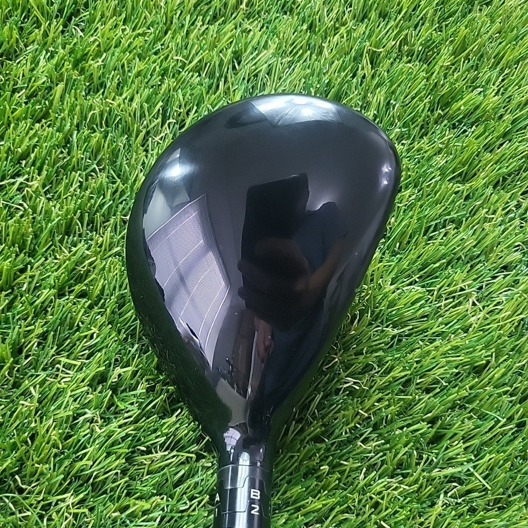 Titleist TSR2 4 Hybrid 21 Degree Hzrdus 6.0 Stiff Flex *LEFT HANDED*