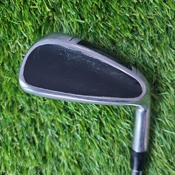 Cleveland Launcher HB Pitching Wedge Dynamic Gold Regular Flex Midsize Grip 
