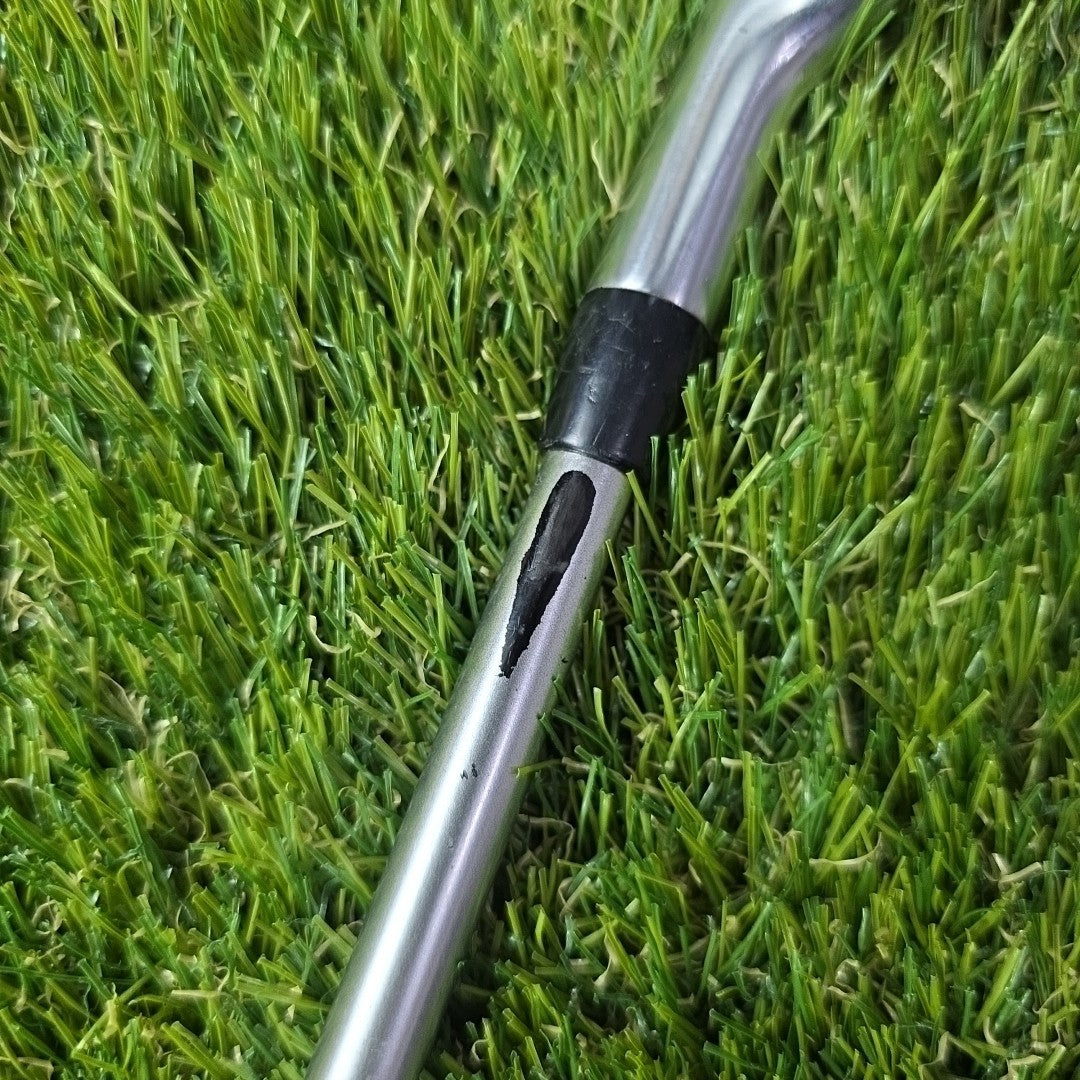 Titleist T400 43 Degree Wedge Fubuki 55 Regular Flex Graphite Shaft