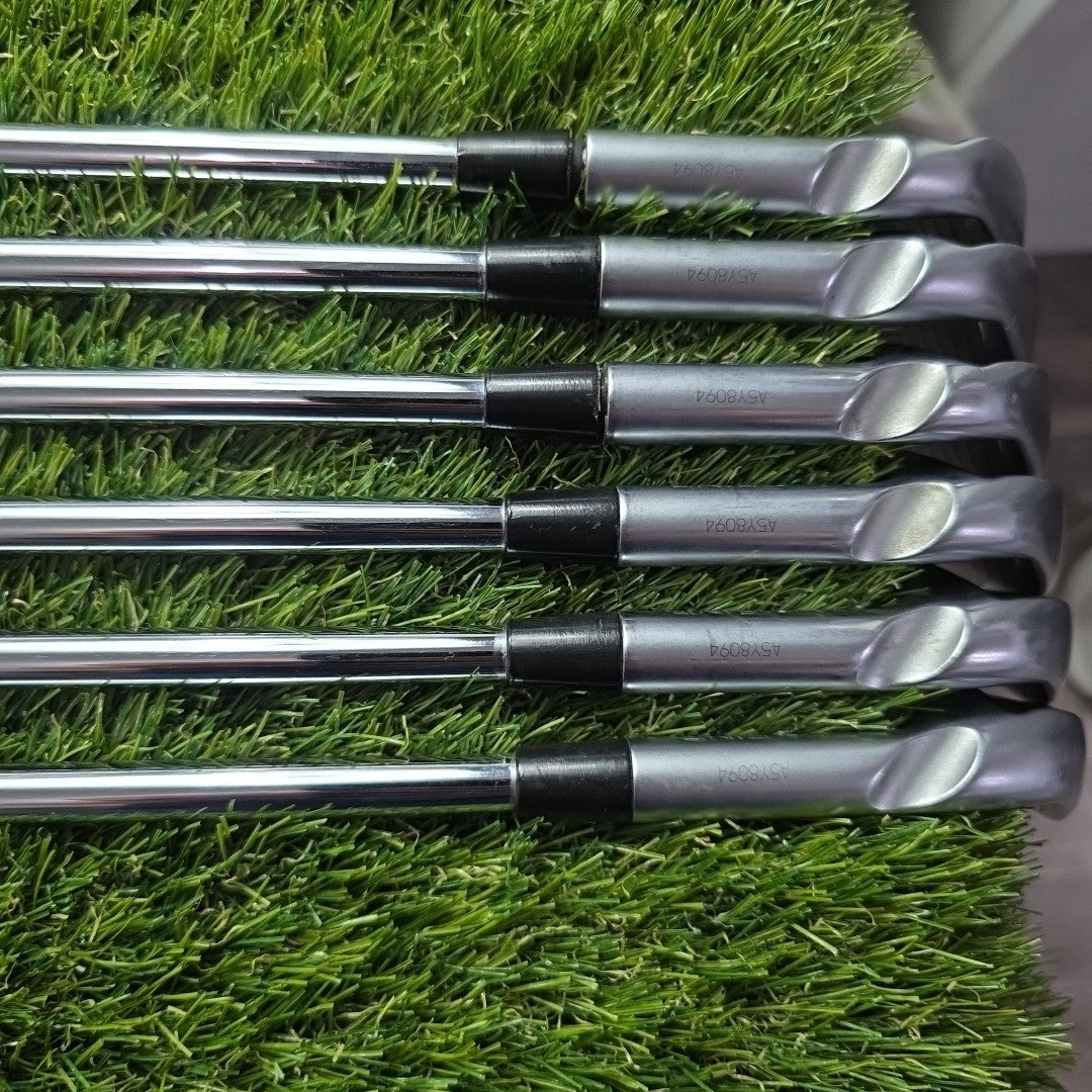 Ping i500 Iron Set 5-PW Black Dot Project X 5.5 Regular Flex Shaft Midsize Grips