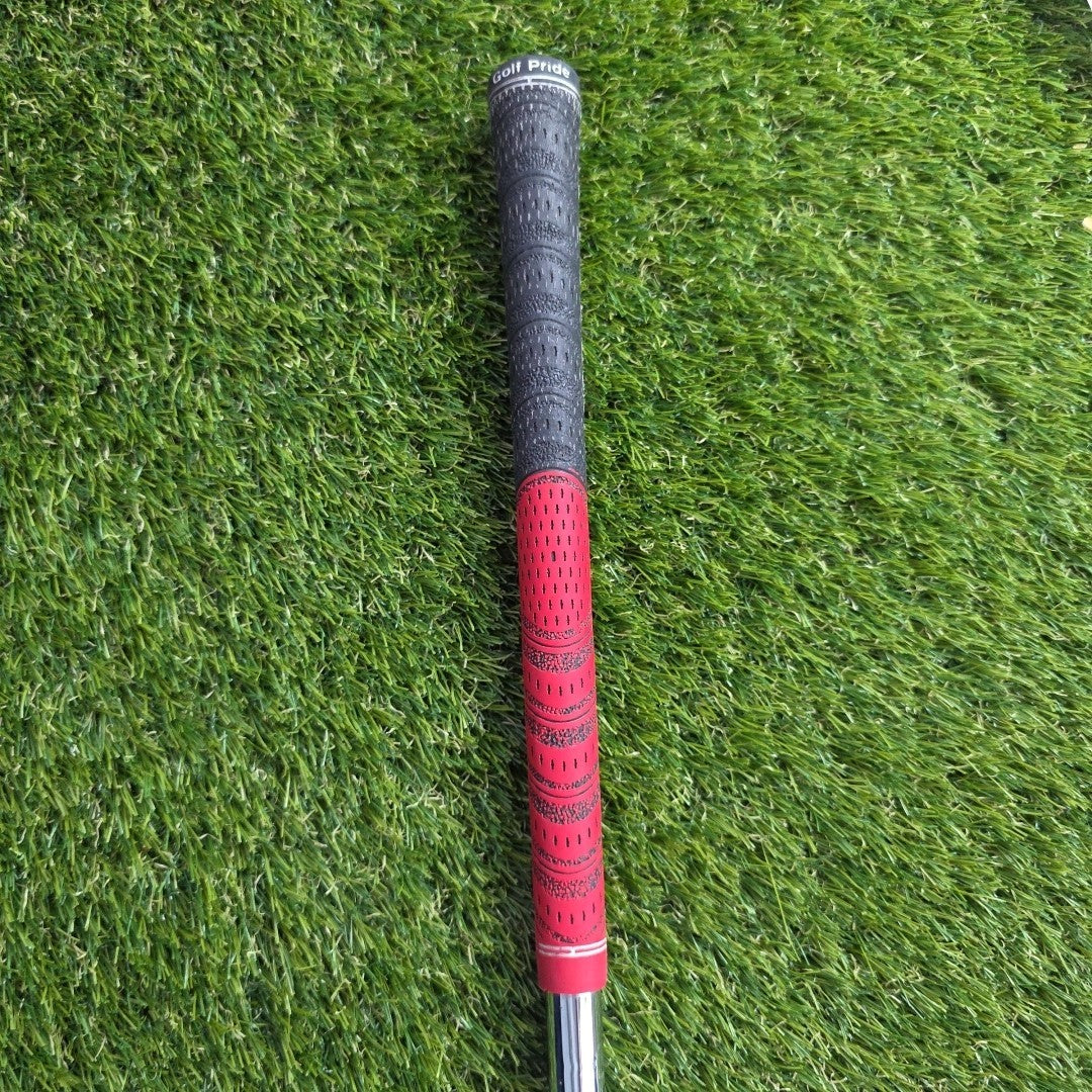 Titlest 712 CB Forged 4 Iron Dynamic Gold Stiff Flex Shaft