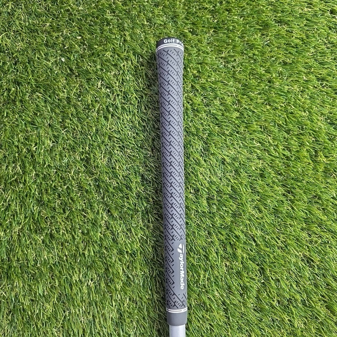 Taylormade Qi35 Driver 9 Degree Tour AD IZ-7 Stiff Flex Shaft *VGC*