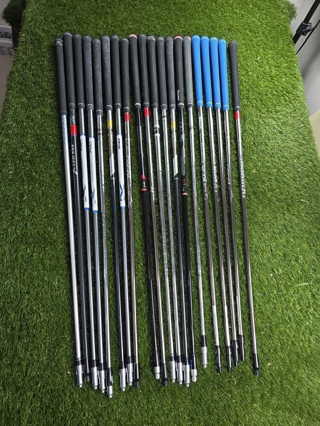 Job Lot Of Golf Club Iron Fitting Shafts Various Flex/Brands X20 Lot 3
