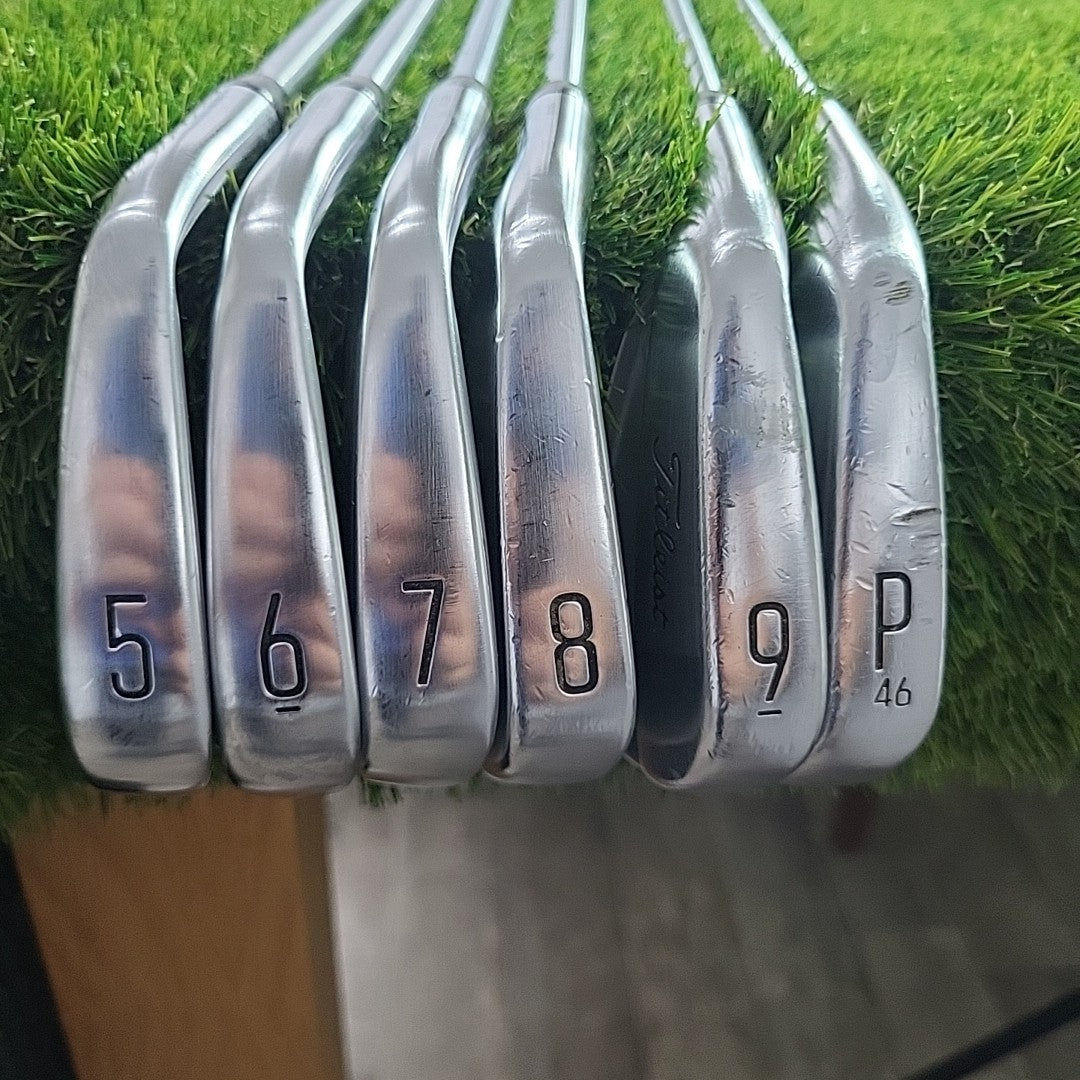 Titleist T100 2023 Iron Set 5-PW Project X 125g 6.5 Extra Stiff *LEFT HANDED*