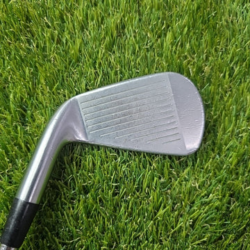 Titlest 712 CB Forged 4 Iron Dynamic Gold Stiff Flex Shaft