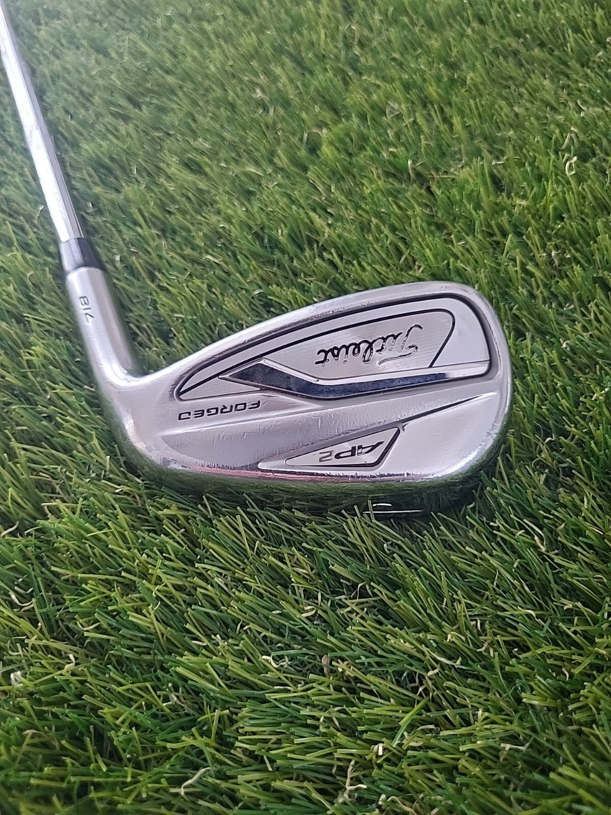 Titleist 718 AP2 Pitching Wedge +2 Inches AMT Black Stiff Flex 