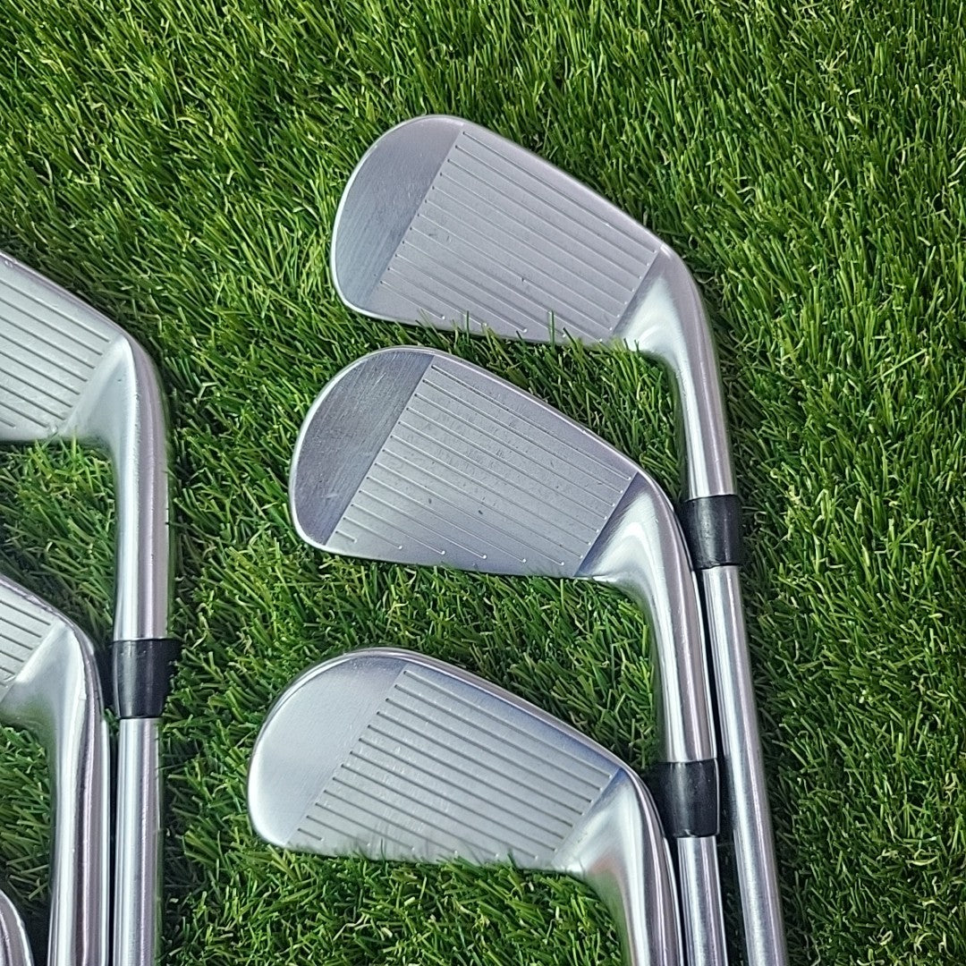 Titleist T100 2023 Iron Set 5-PW Project X 125g 6.5 Extra Stiff *LEFT HANDED*