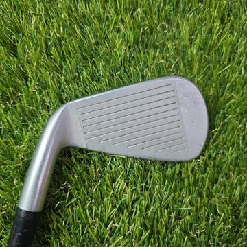 Mizuno JPX 900 Forged 4 Iron Modus Tour 105 Regular Flex Shaft