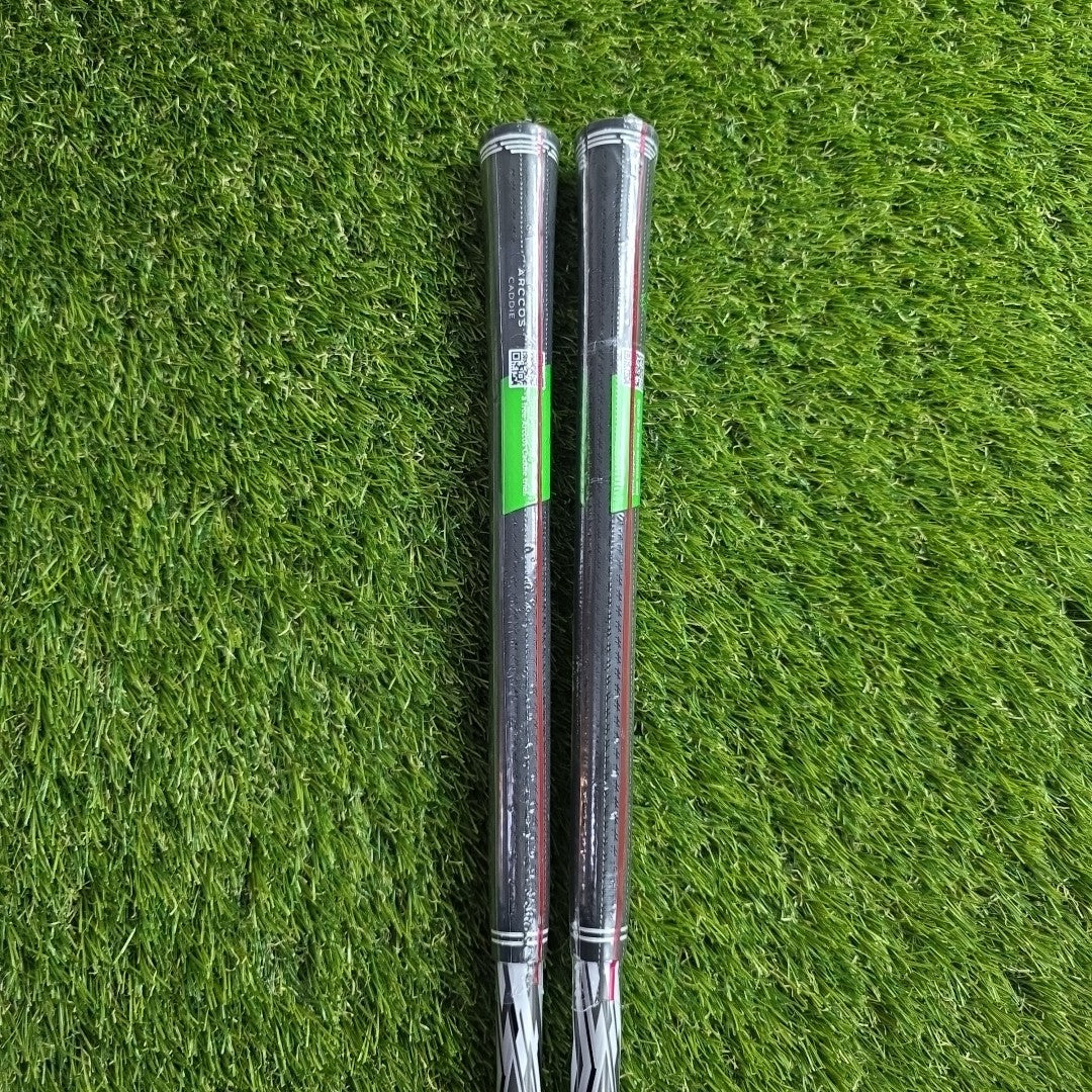 Cobra LTDx Max Driver 12 Degree With 2 X Junior Flex Shafts 41 + 43 Inches