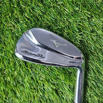 Mizuno Pro 221 #9 Iron / Stiff Flex Dynamic Gold S300 Shaft
