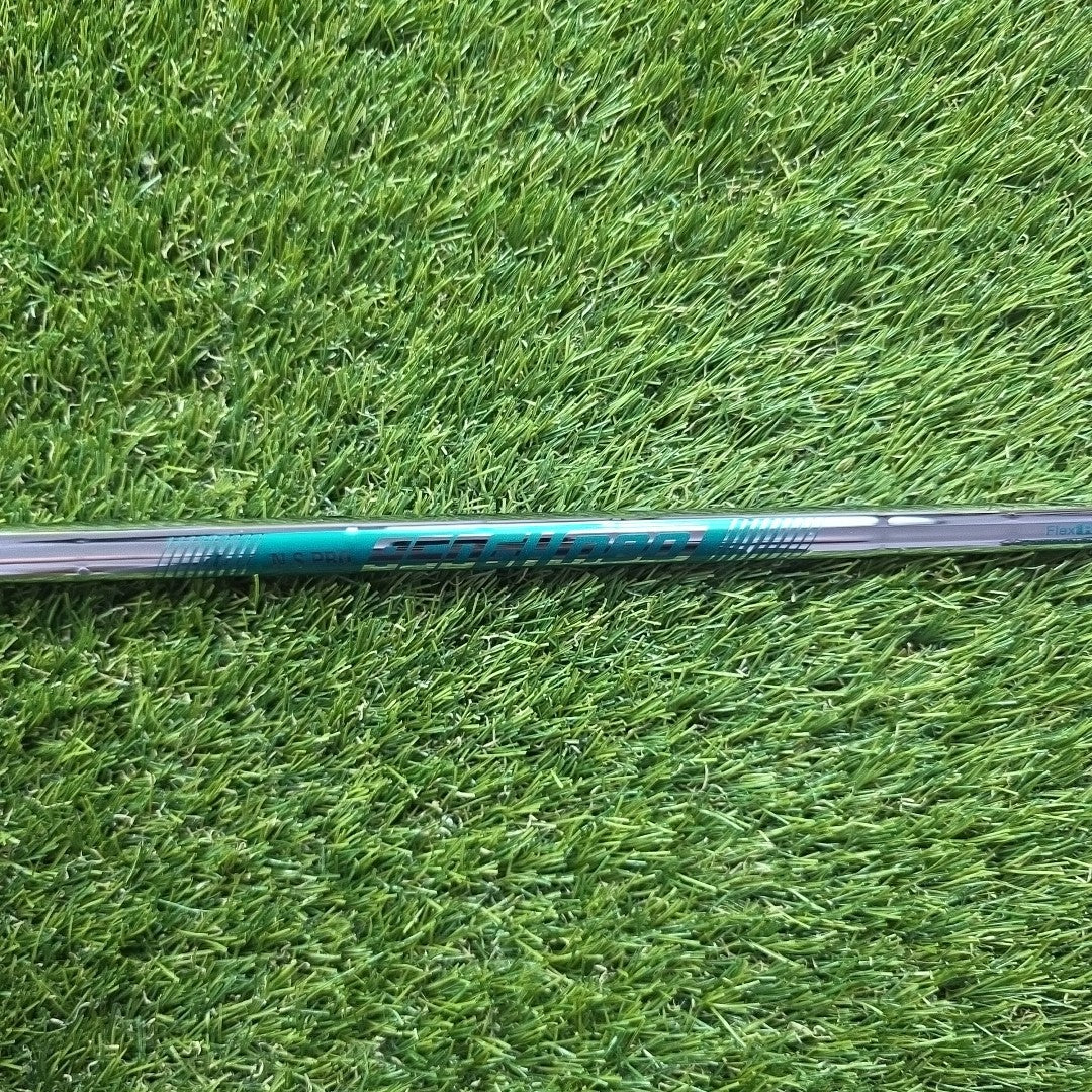 Mizuno JPX 925 Hot Metal Sand Wedge NS Pro Regular Flex Shaft *BRAND NEW*
