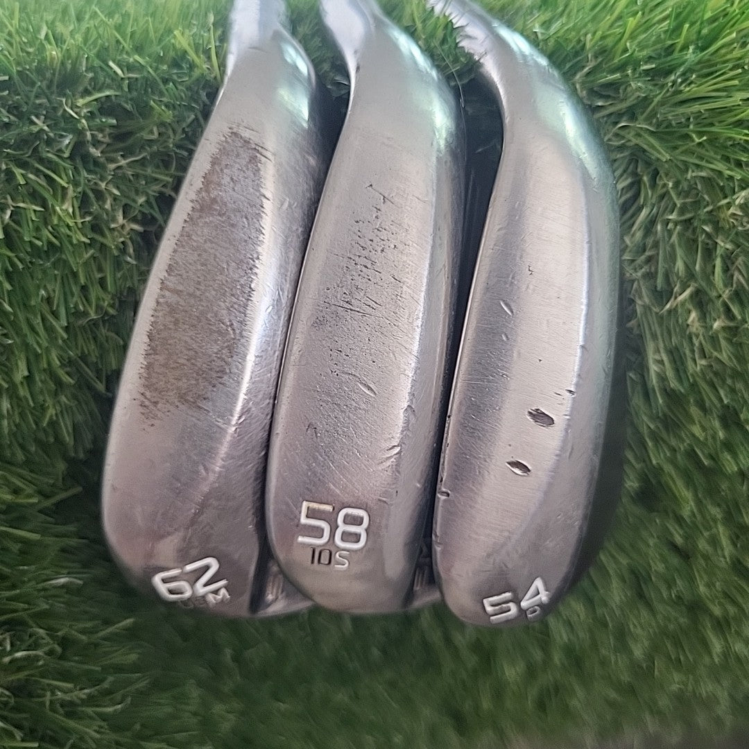 Titleist Vokey Sm9 Wedge Set 54/58/62 Degree KBS Tour C-Taper Lite 105 Reg Flex