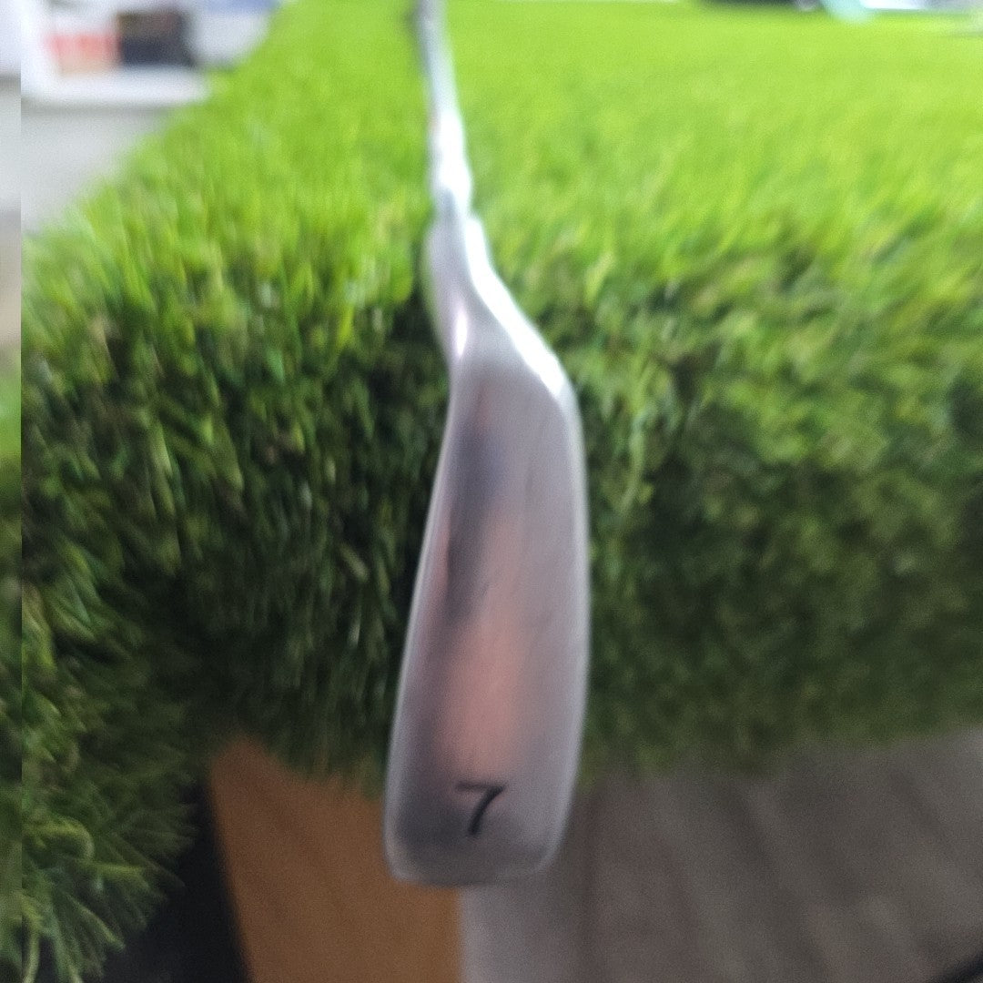 Cobra DS Adapt Max 7 Iron KBS Tour Lite Regular Flex Shaft