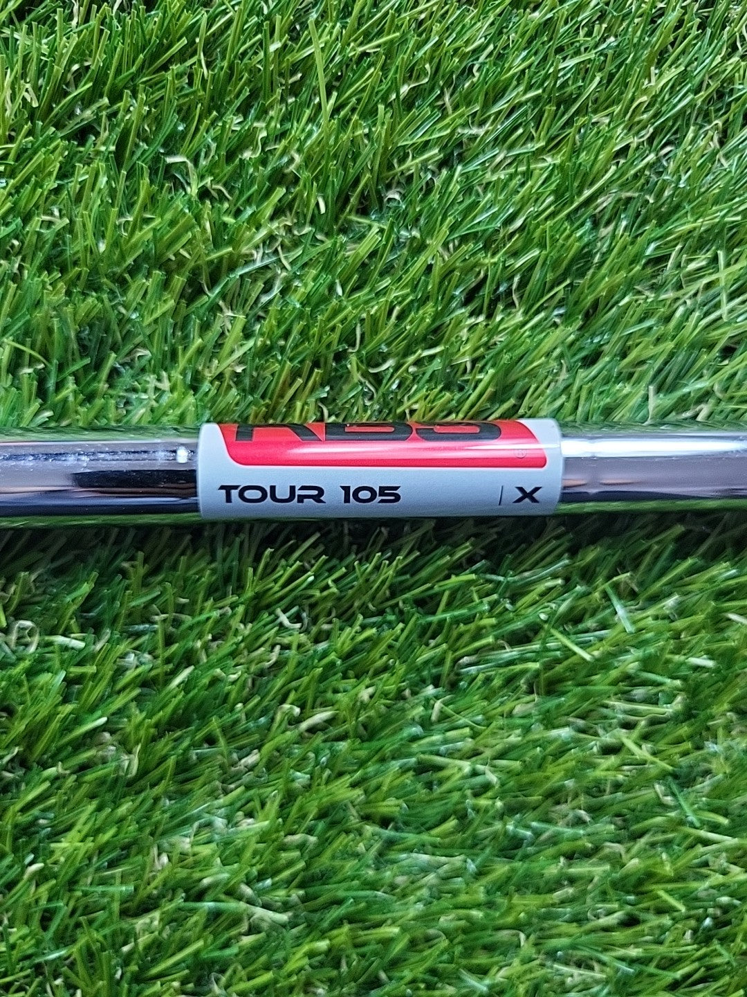 Wilson D9 Forged 4 Iron +1 Inch KBS Tour 105 Extra Stiff Shaft