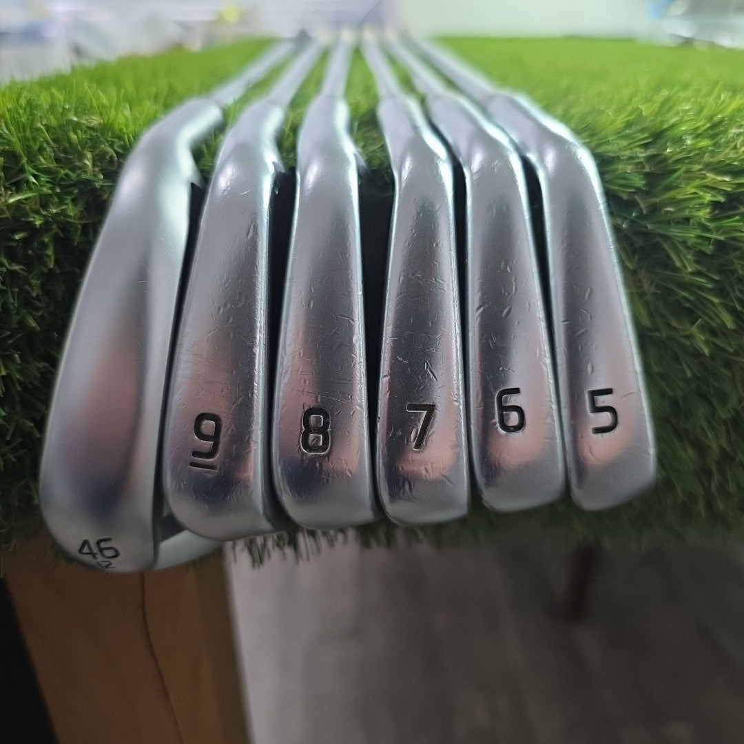 Ping Blueprint Iron Set 5-PW Green Dot Dynamic Gold 120 Stiff Flex Shafts