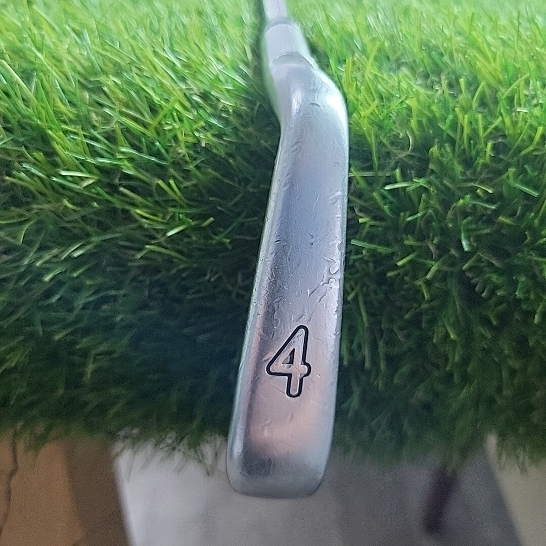 Ping iBlade 4 Iron Black Dot Dynamic Gold X100 Extra Stiff Shaft