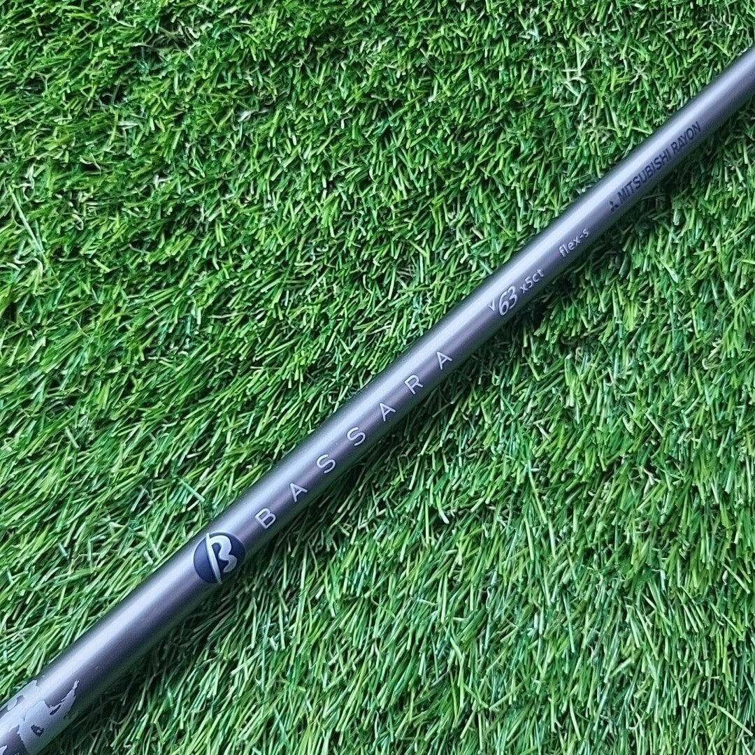 Mitsubishi Bassara Stiff Flex Driver Shaft Taylormade Adapter 44.25 Inches