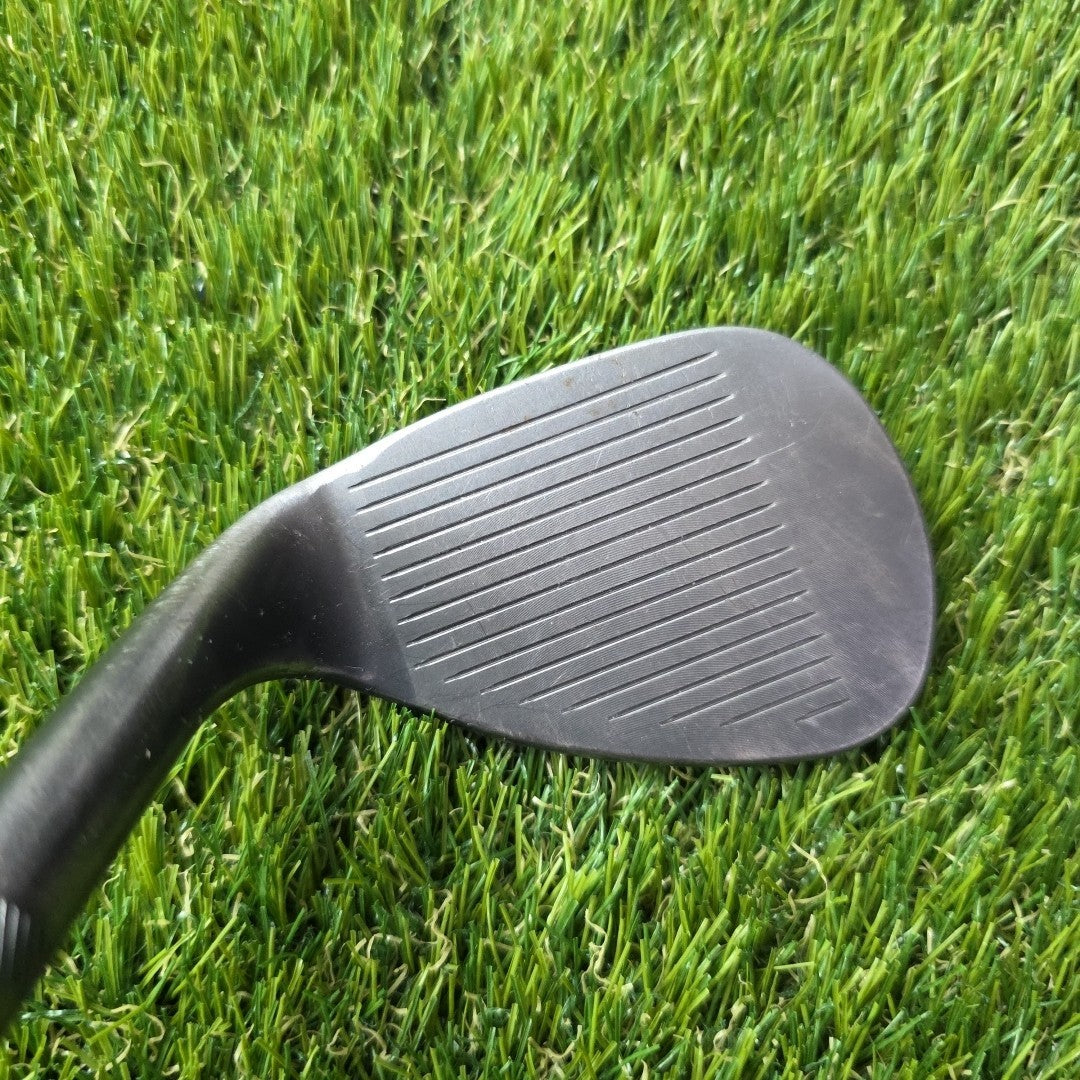 Titleist Vokey Sm5 58 Degree Wedge Dynamic Gold 105 Regular Flex Shaft