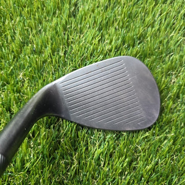 Titleist Vokey Sm5 58 Degree Wedge Dynamic Gold 105 Regular Flex Shaft