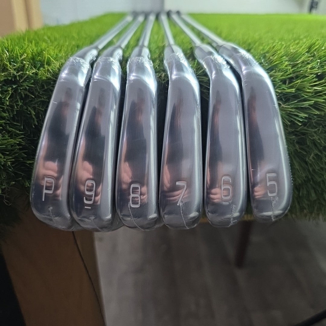 Mizuno Pro 245 Iron Set 5-PW Dynamic Gold 95 Stiff Flex Shaft *BRAND NEW*