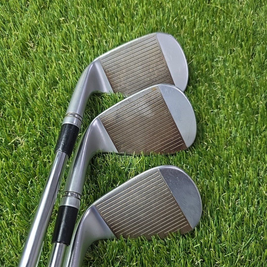 Taylormade Milled Grind 4 Wedge Set 50/54/58 Degree Dynamic Gold 115 Wedge Flex