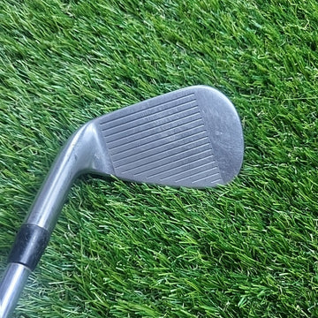 Titleist T300 Gap Wedge 48 Degree 3/4 Inch Longer AMT Black Regular Flex Shaft