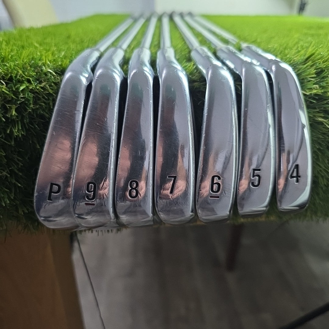 Nike VR Pro Combo Iron Set 4-PW Stiff Flex Shafts *VGC*