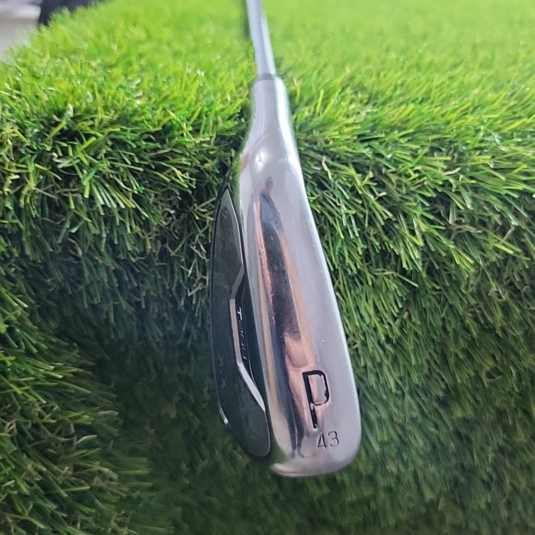 Titleist T200 2021 Pitching Wedge KBS Tour Stiff Flex *LEFT HANDED*