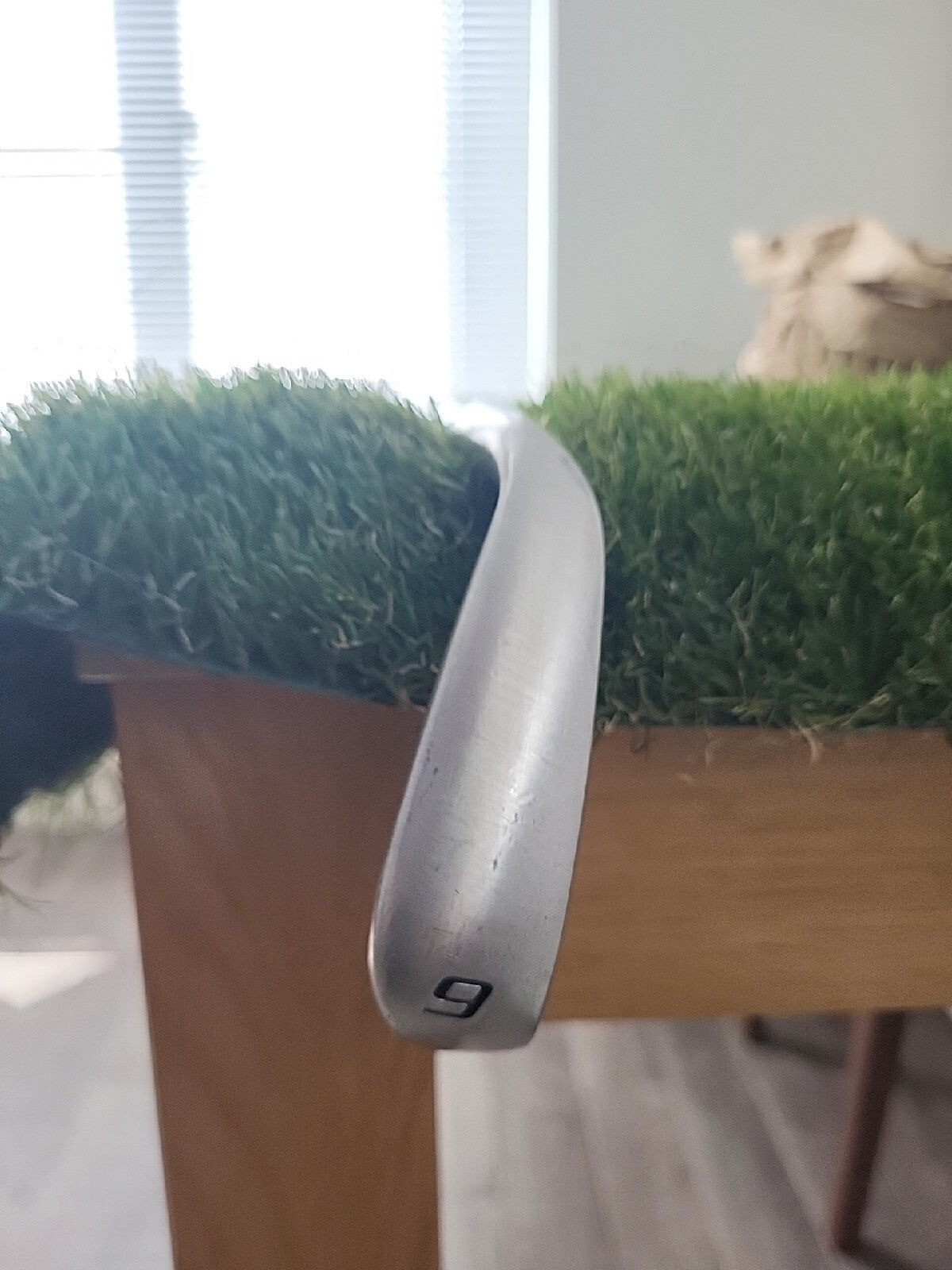 Cobra F8 9 Iron Dynamic Gold Stiff Flex Shaft