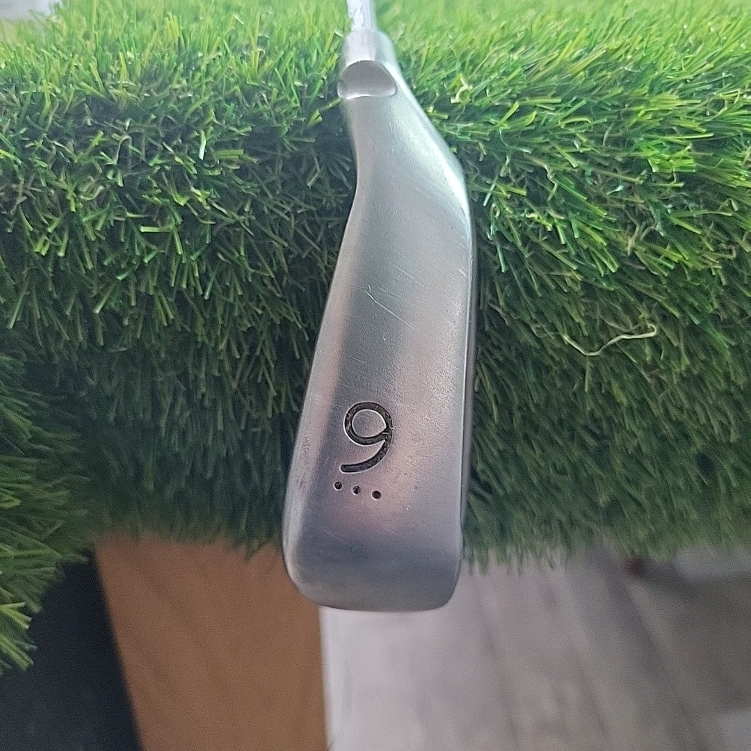 Ping G10 9 Iron Black Dot Stiff Flex Shaft