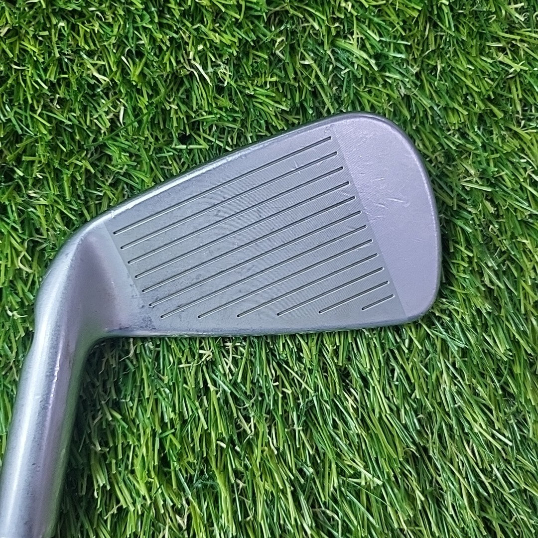 Ping iBlade 4 Iron Black Dot Dynamic Gold X100 Extra Stiff Shaft