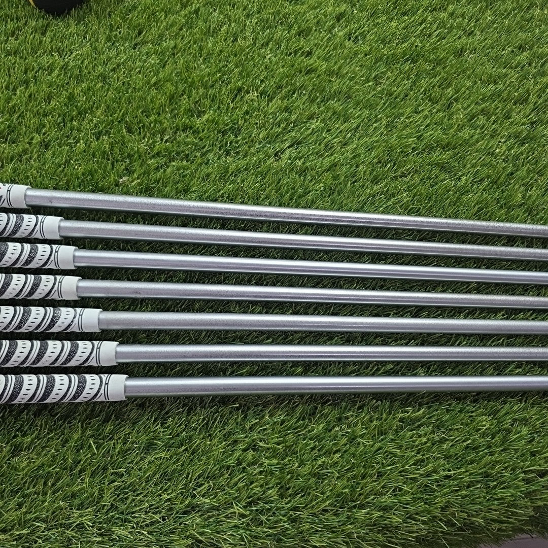 Titleist 716 MB Forged Iron Set 4-PW KBS C-Taper Stiff Flex Shafts