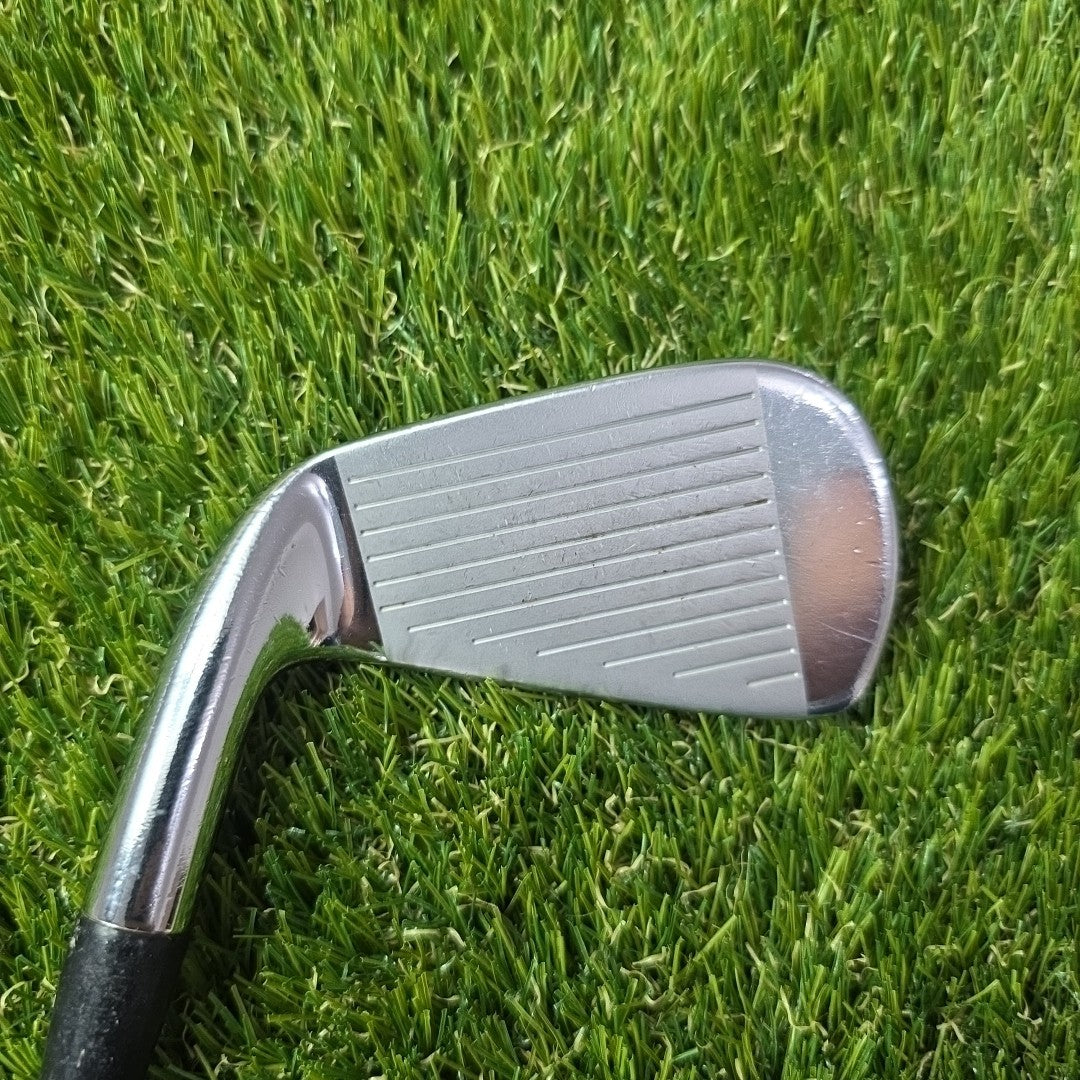 Titleist 712 4 Iron Dynamic Gold Stiff Flex Shaft