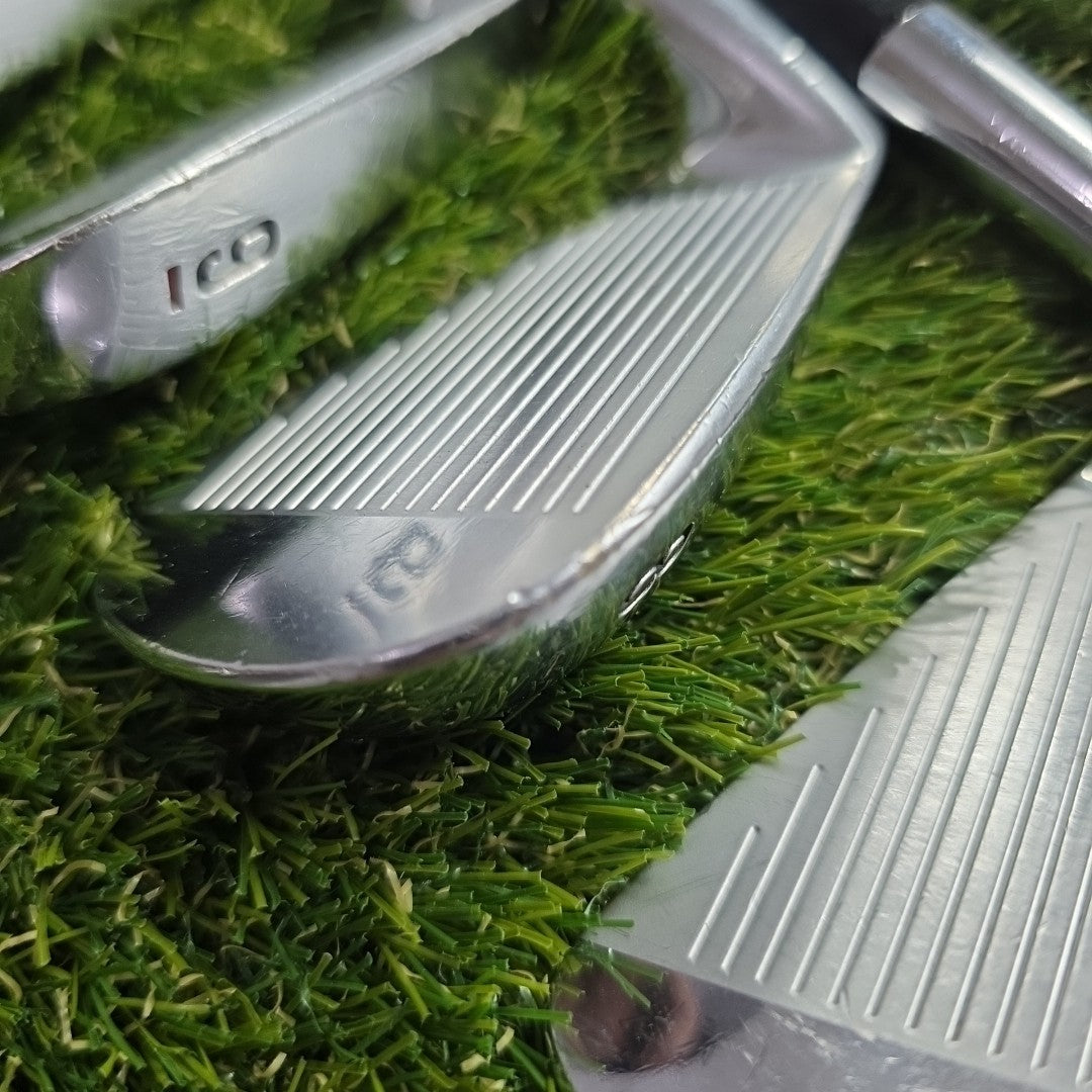 Nike VR Pro Combo Iron Set 4-PW Stiff Flex Shafts *VGC*