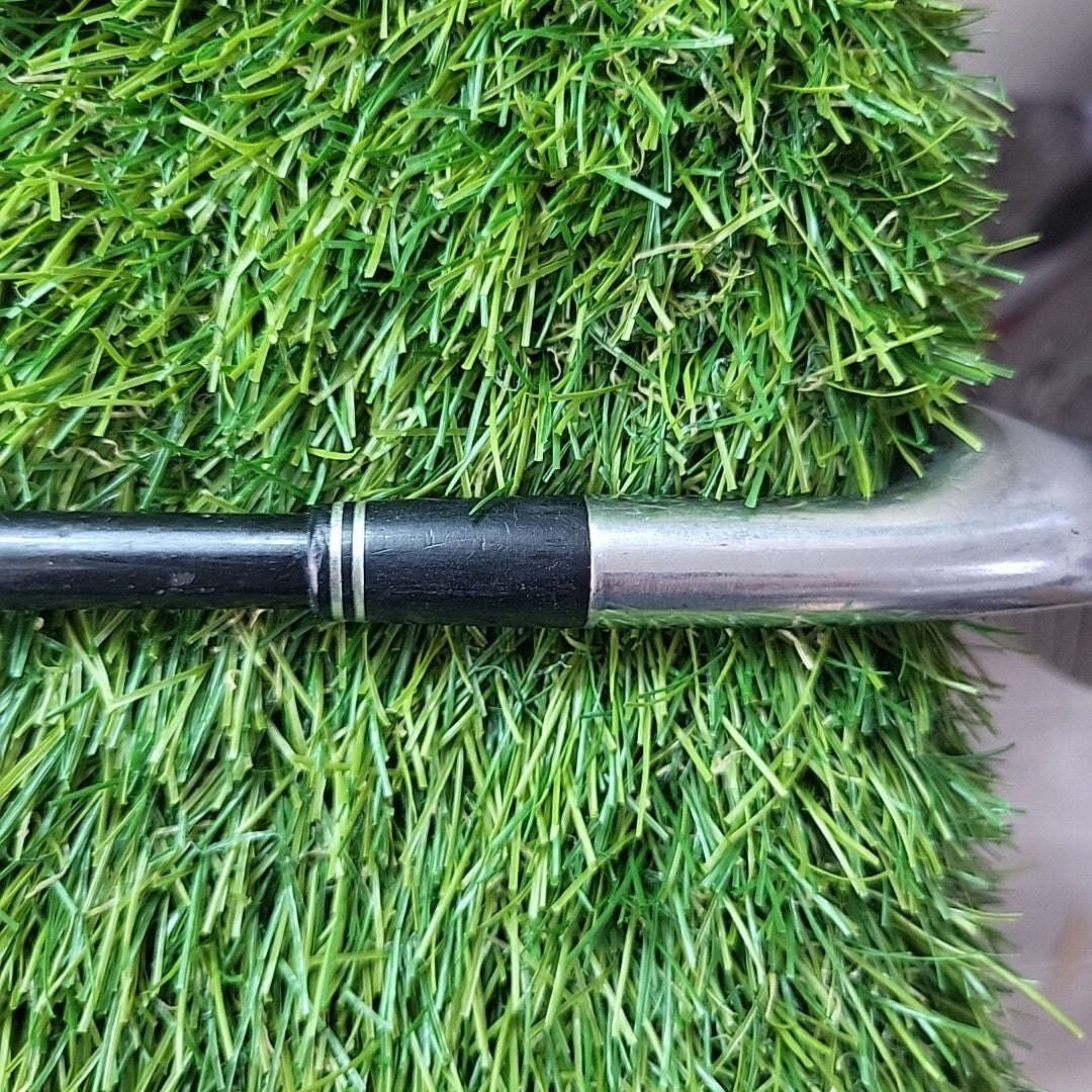 Srixon Z155 Pitching Wedge Miyazaki Regular Flex Graphite Shaft Jumbo Grip