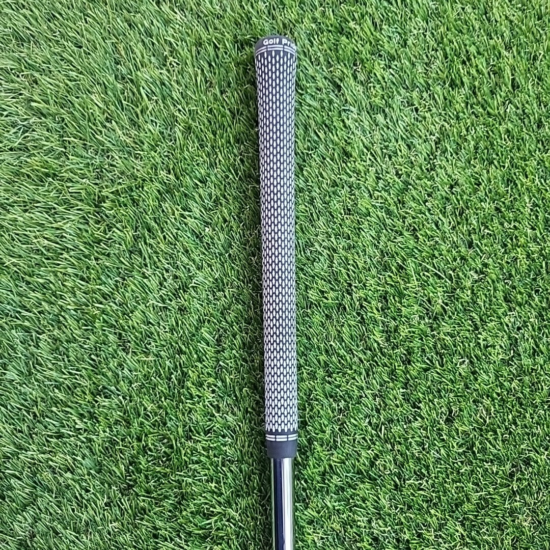 Titleist T400 43 Degree Wedge  1/2 Inch Longer Project X 5.5 Regular Flex Shaft